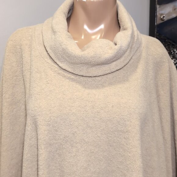 Vintage Penmans Fleece Poncho Sweater Fringe Winter Khaki Beige Womens One Size - Picture 2 of 12